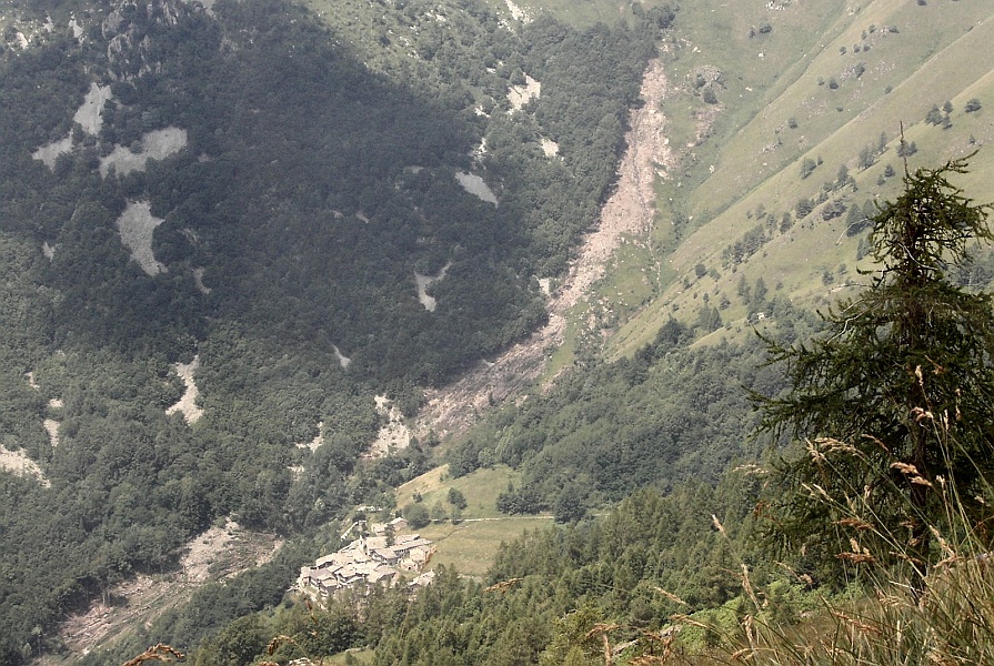 Clicca per vedere la Foto Originale